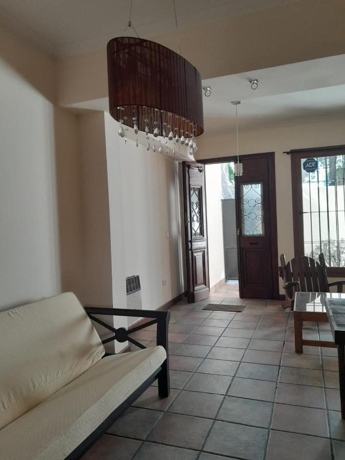 Hostel Terminal Mendoza Dış mekan fotoğraf